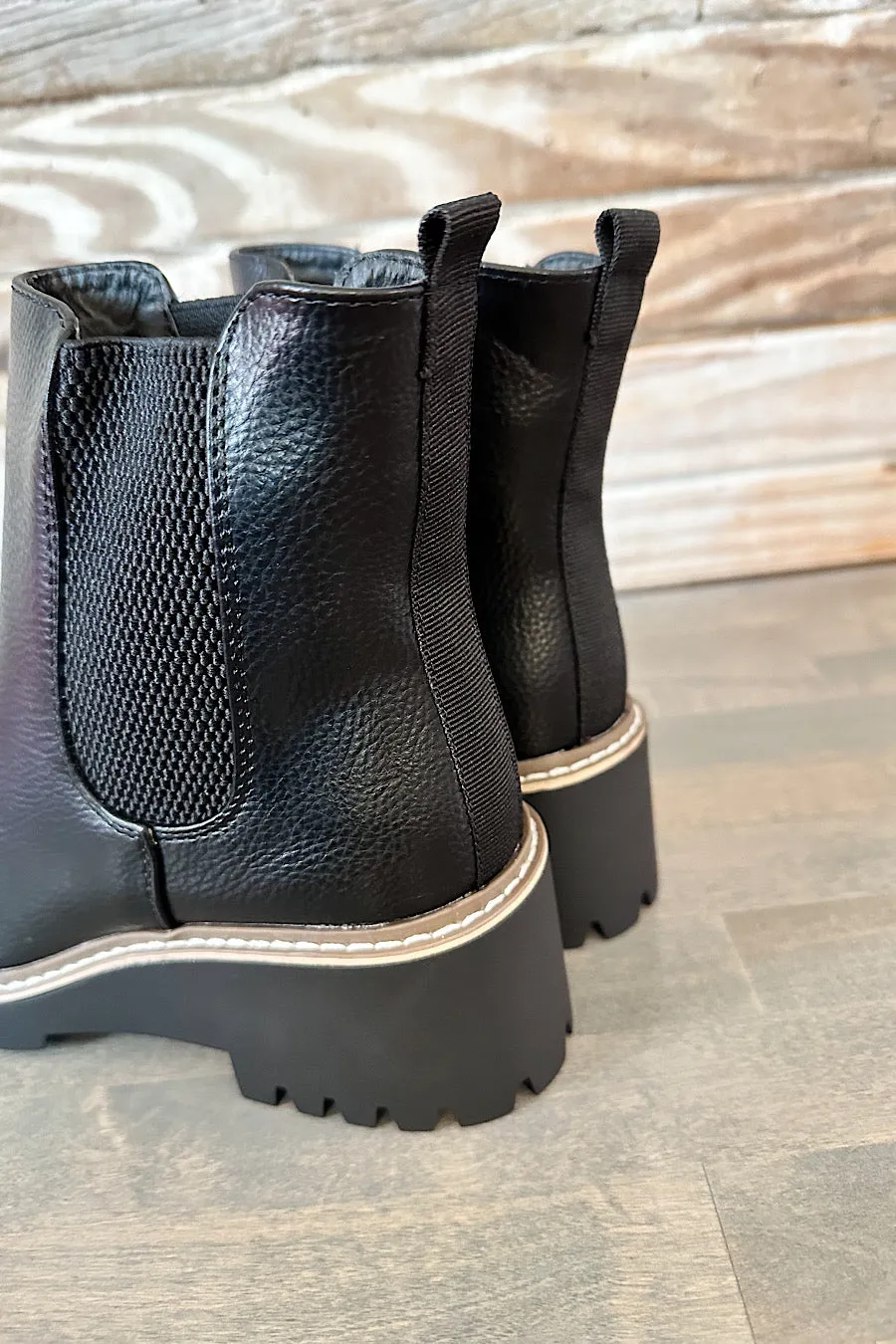 Agenda Chelsea Pull On Boot Black