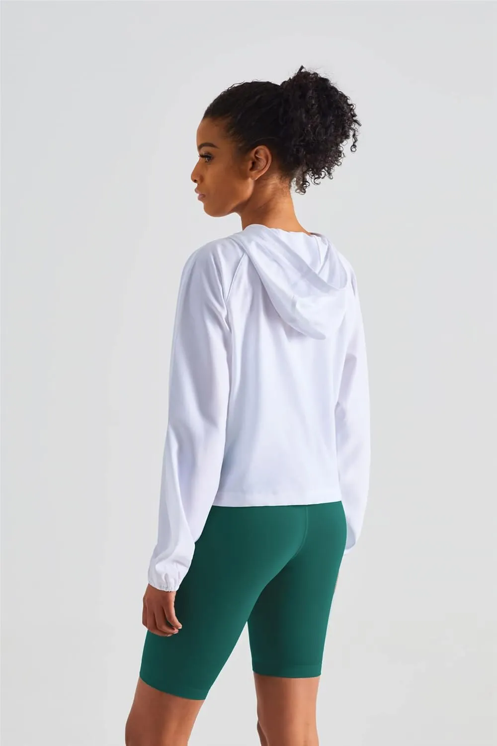 altiland Lightweight Workout Jacket for Women, Cropped Athletic Gym Running Hoodie, UV Protection Half Zip Pullover UPF 50 