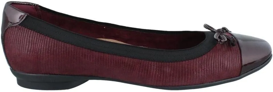 Clarks Women's Candra Glow Ballet Flat