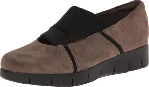 Clarks Women's Daelyn Villa Flat
