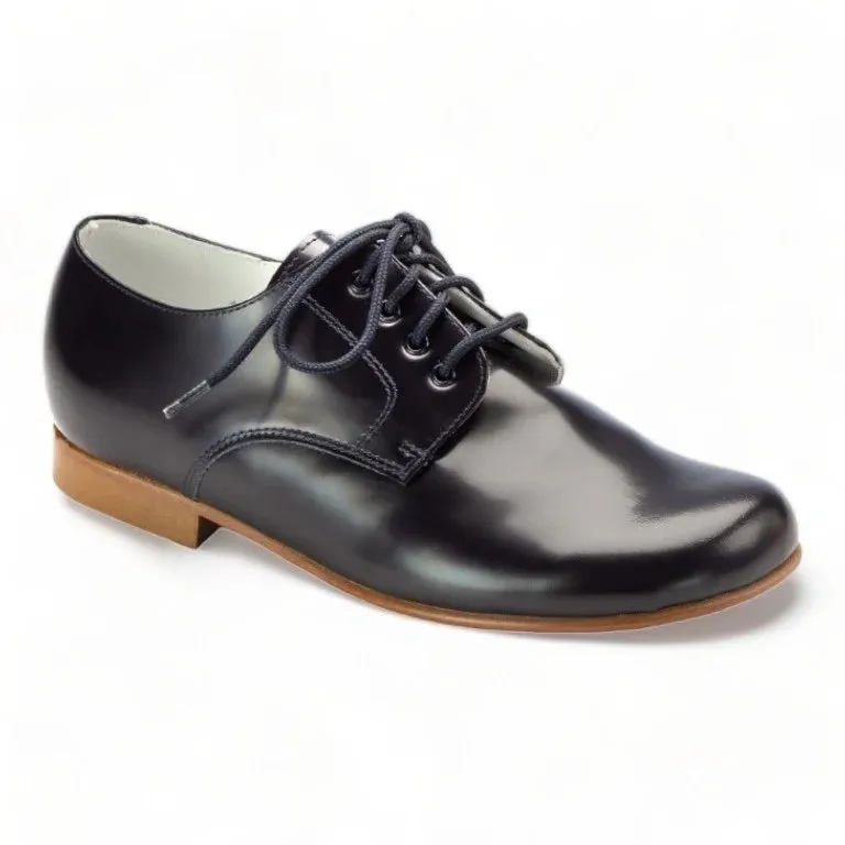Classic Kids’ Navy Oxford Shoes for Weddings and Family Events