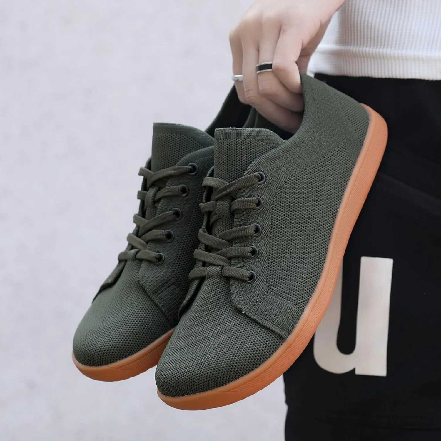 Couple Solid Color Wide Head Outdoor Barefoot Casual Shoes Breathable Comfortable Mens Sneaker Shoes with Arch Support