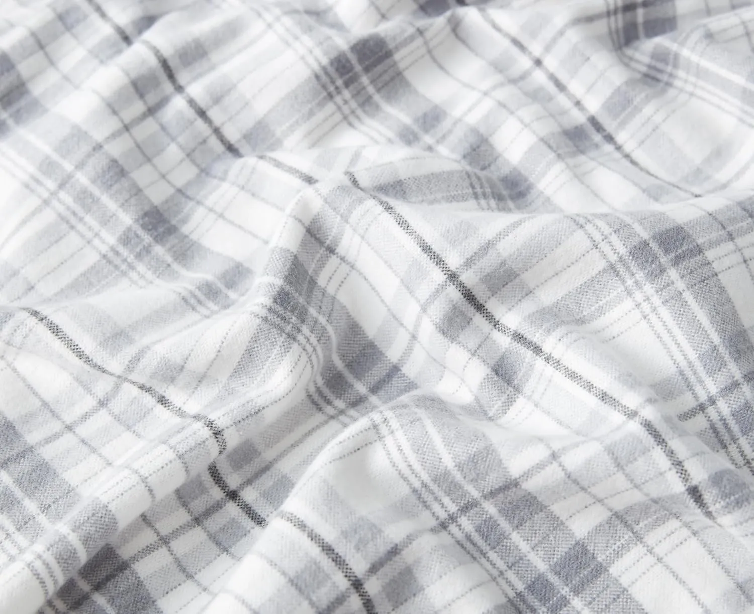 Eddie Bauer - Queen Sheet Set, Warm Breathable Cotton Flannel Bedding with Deep Pockets, Brushed for Extra Softness, Cozy Home Decor, Oeko-Tex Certified (Beacon Hill Ivory, Queen)