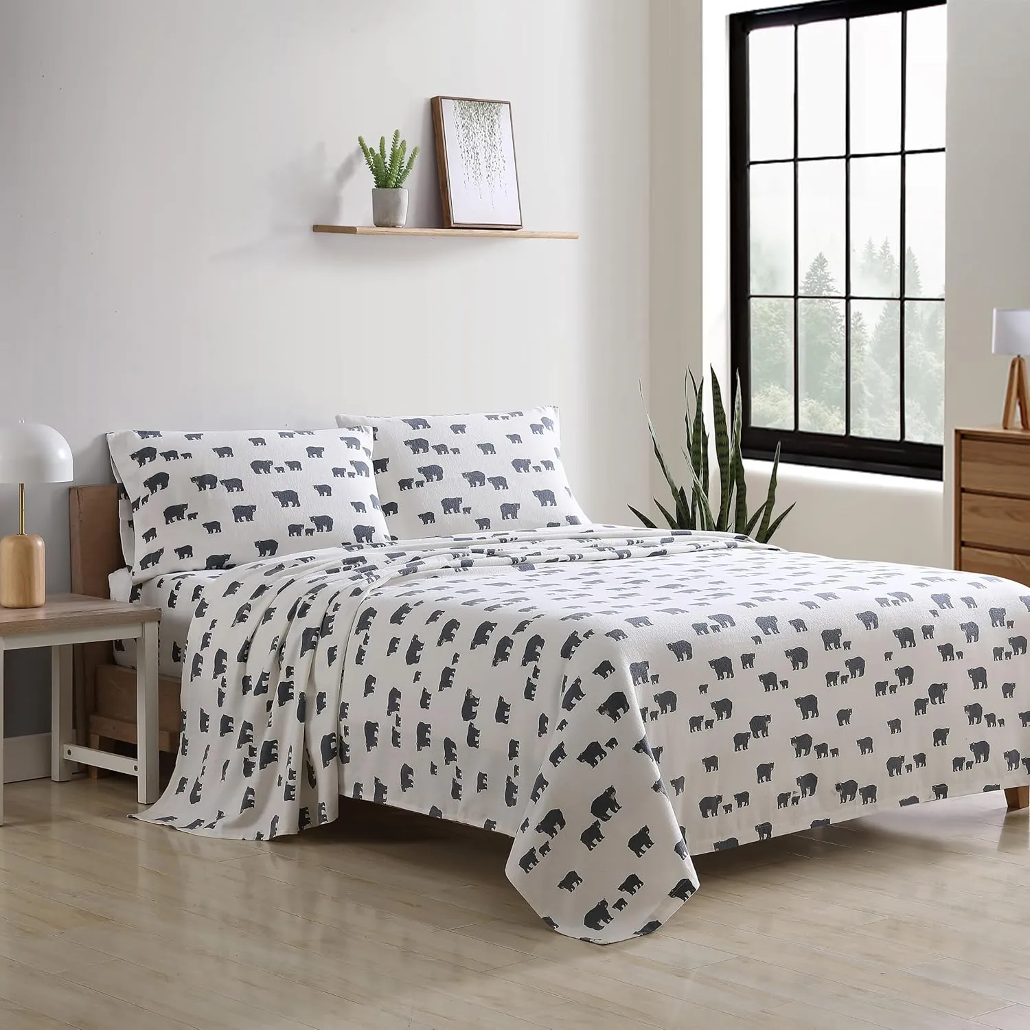 Eddie Bauer - Twin Sheet Set, Warm Breathable Cotton Flannel Bedding with Deep Pockets, Brushed for Extra Softness, Cozy Home Decor, Oeko-Tex Certified (Bear Family, Twin)