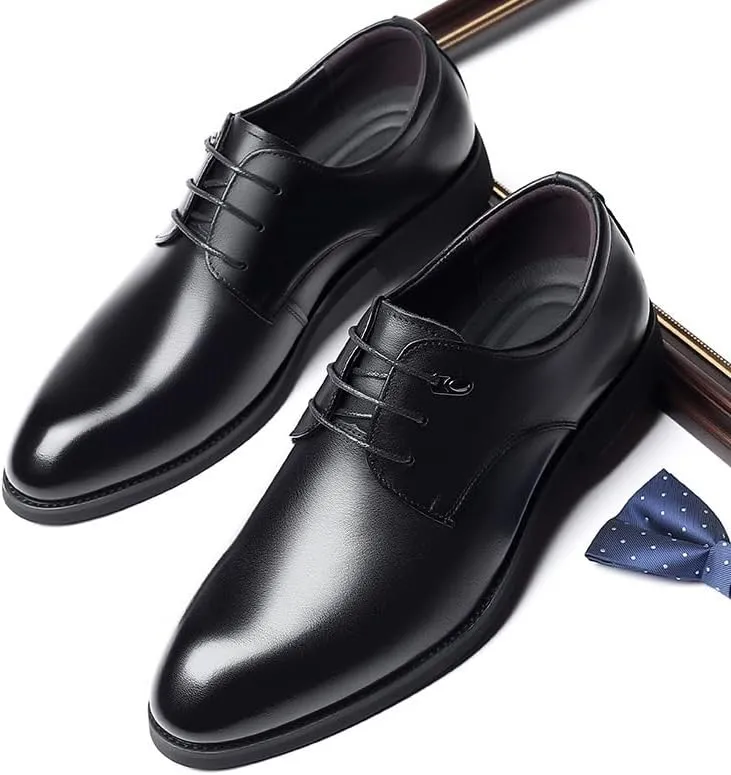 Elegant Men's Wingtip Oxford Shoes with Brogue Detailing and Leather Sole for Formal Occasions