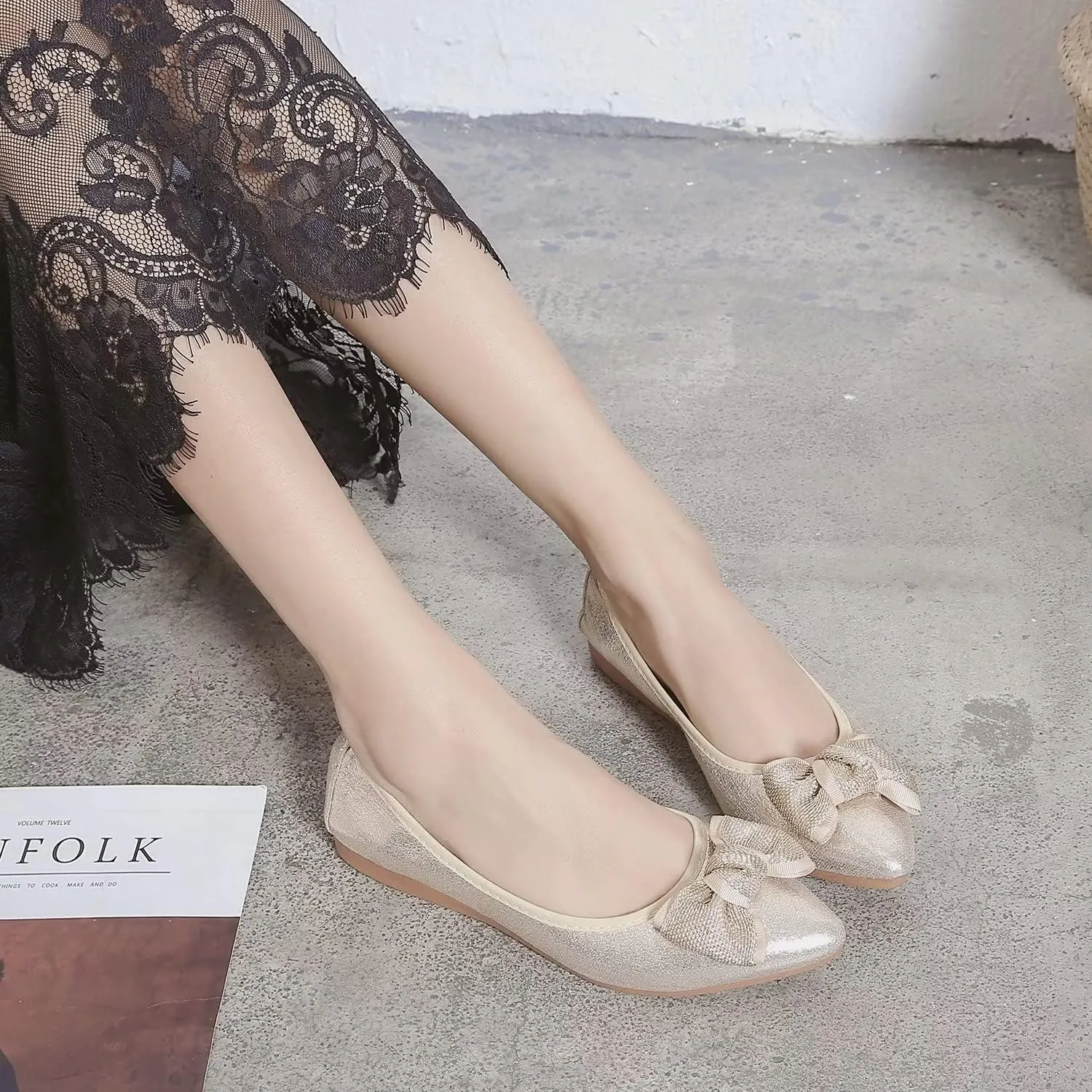 Hee grand Women Foldable Ballet Flats Bling Rhinestones Soft Leather Pointy Toe Flats Sparkle Wedding Dress Shoes Comfort Slip on Loafers Big Size