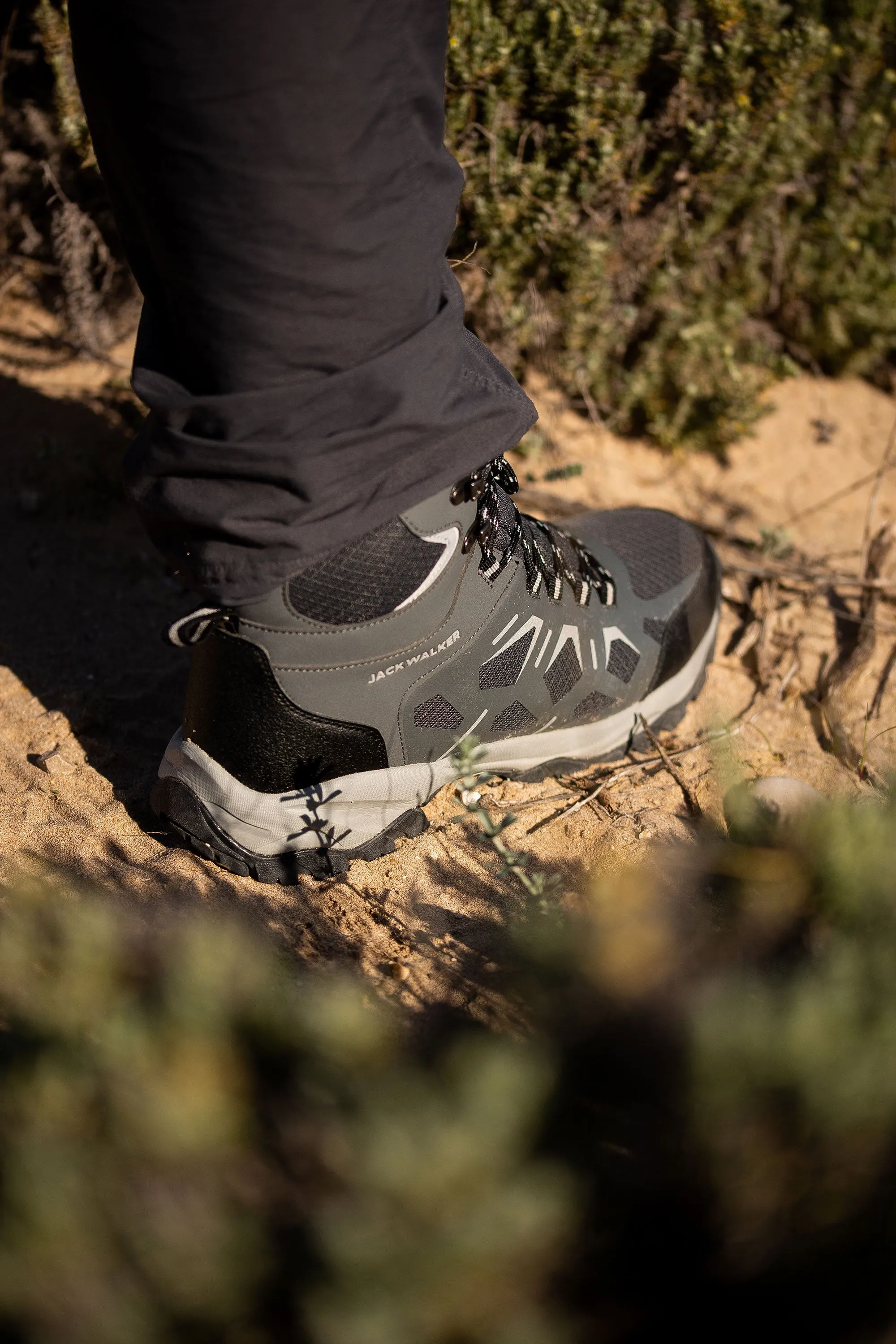 Jack Walker Mens Walking Boots Lightweight Vent Breathable Hiking Trekking Shoes JW9955