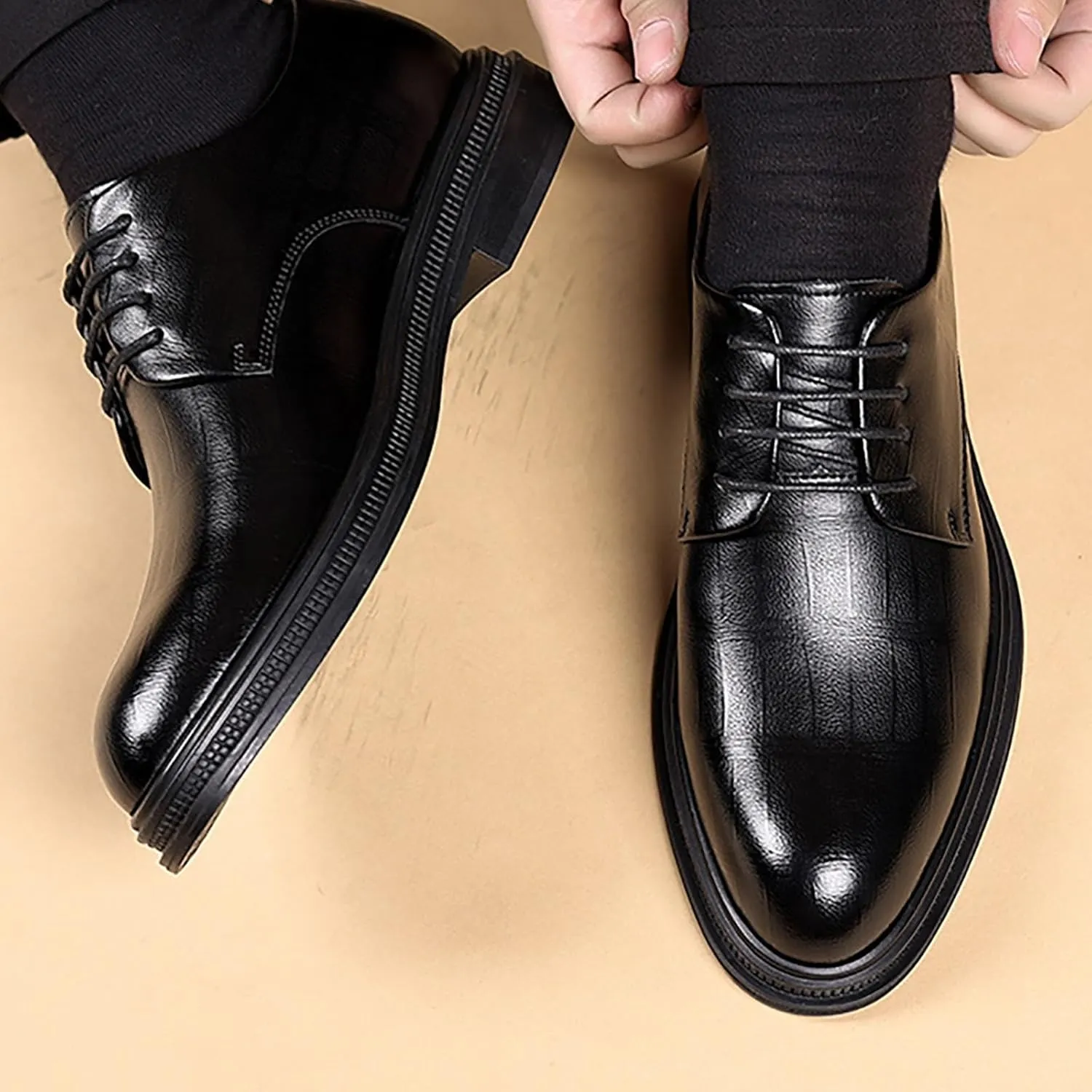 Men's Leather Shoes Lace Up Embossed Polished Toe， Vegan Leather Low Top Non-Slip Rubber Sole Non-Slip Block Heel Classic Shoes