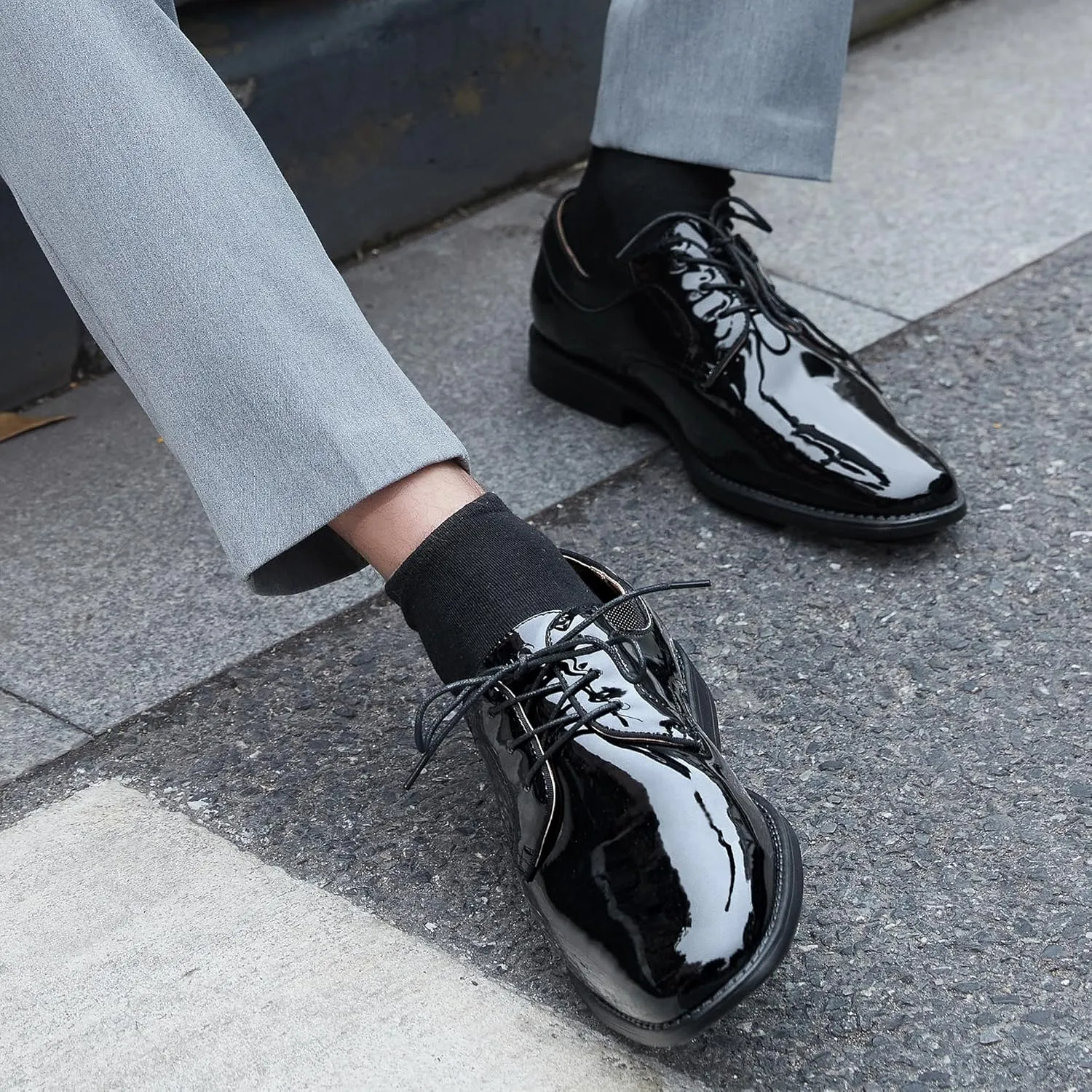 Men's Tuxedo Dress Shoes Patent Leather Oxfords Classic Formal Suit Shoes with Lace-Up