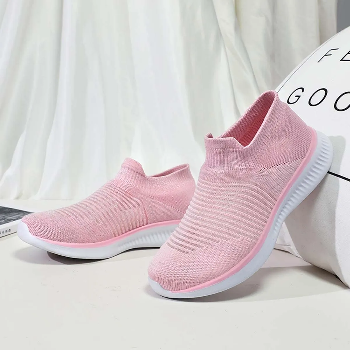 Men's Women's Lightweight Knitted Fabric Flat Soles Easy-to-Wear Socks Running Shoes Multiple Colors Indoor and Outdoor