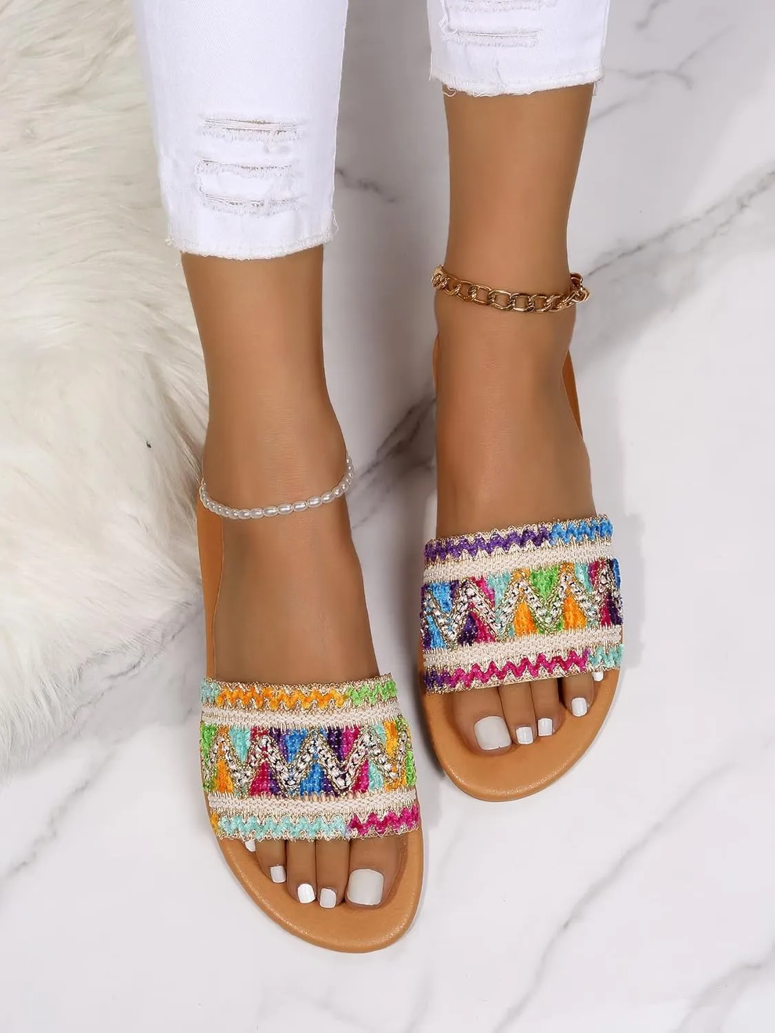 OYOANGLE Women's Boho Style Embroidered Flat Sandals Slide Sandals Fashion Flat Sandals Beach Slippers