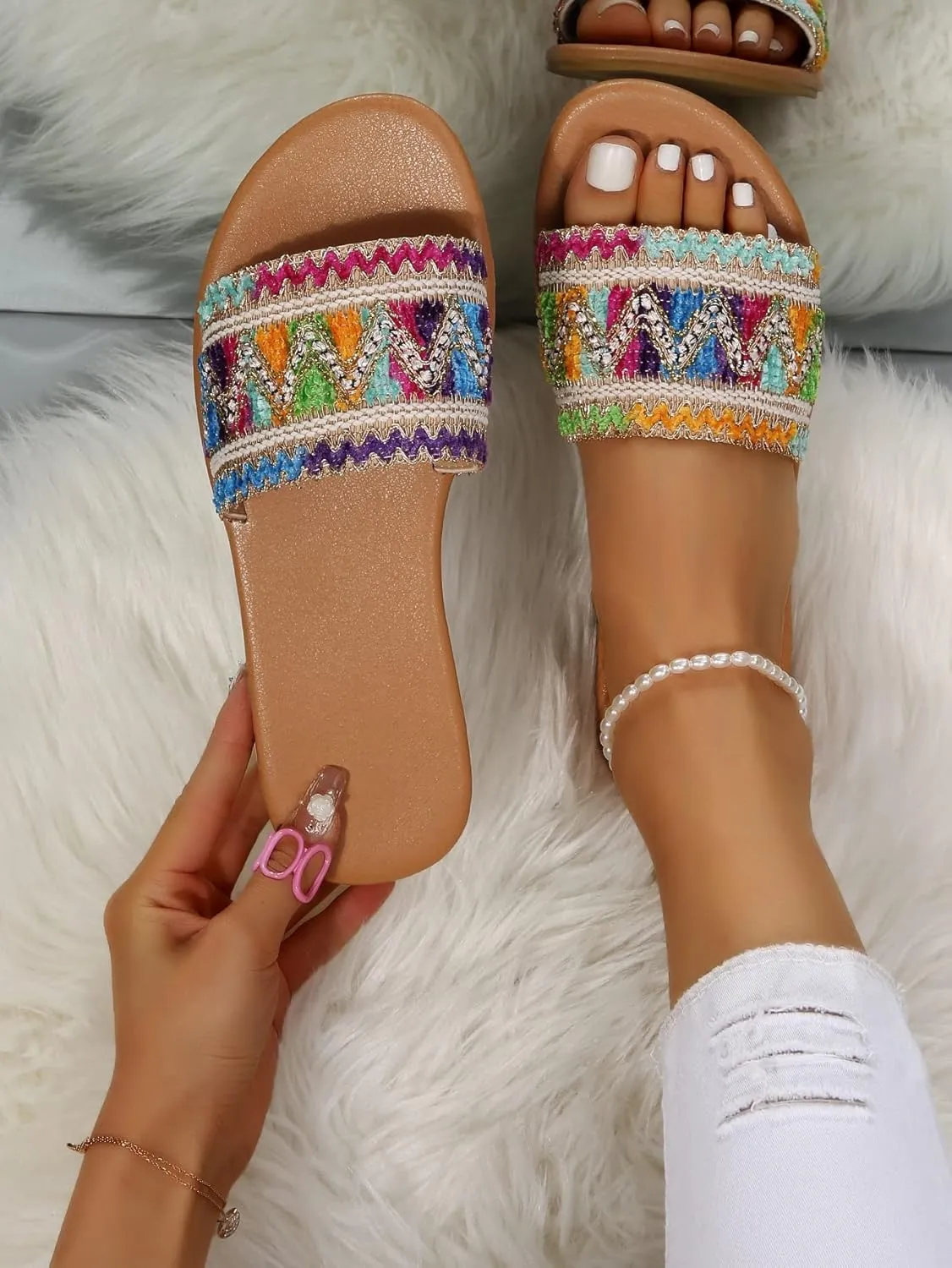 OYOANGLE Women's Boho Style Embroidered Flat Sandals Slide Sandals Fashion Flat Sandals Beach Slippers