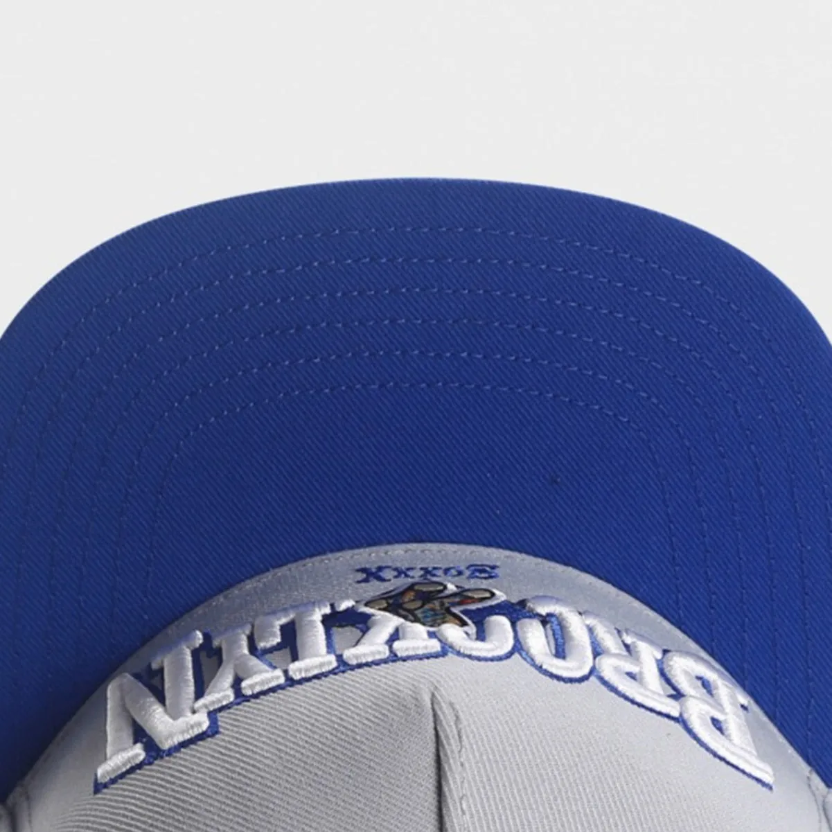 Retro Hip-Hop Flat Brim Snapback Street Style Cap