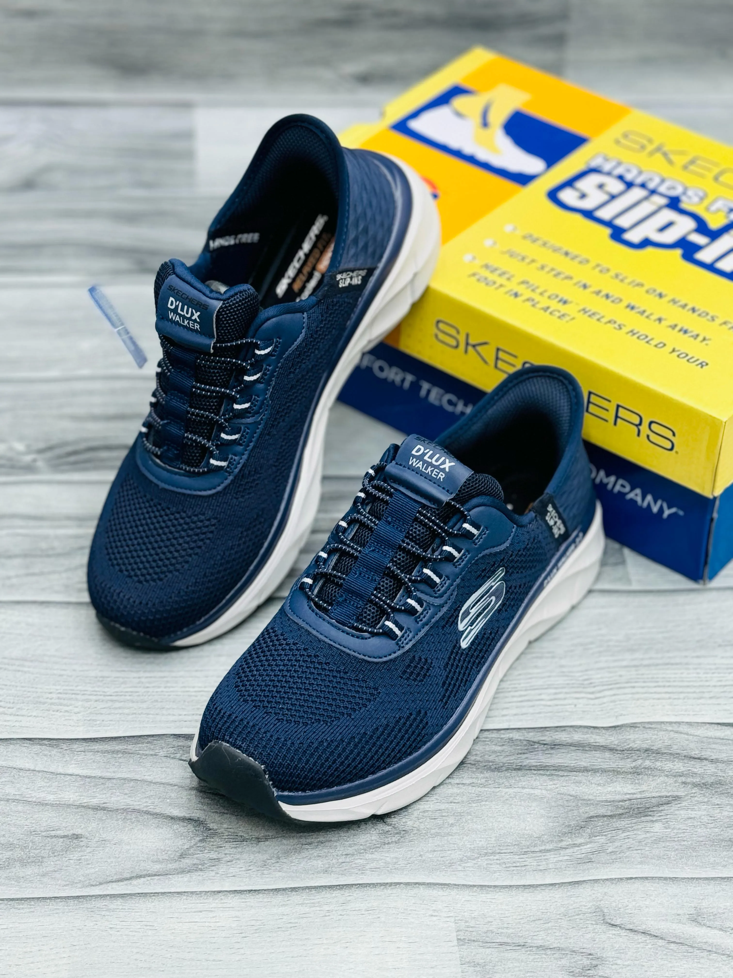 Skechers D’Lux Walker – Ultra Comfortable Walking Shoes