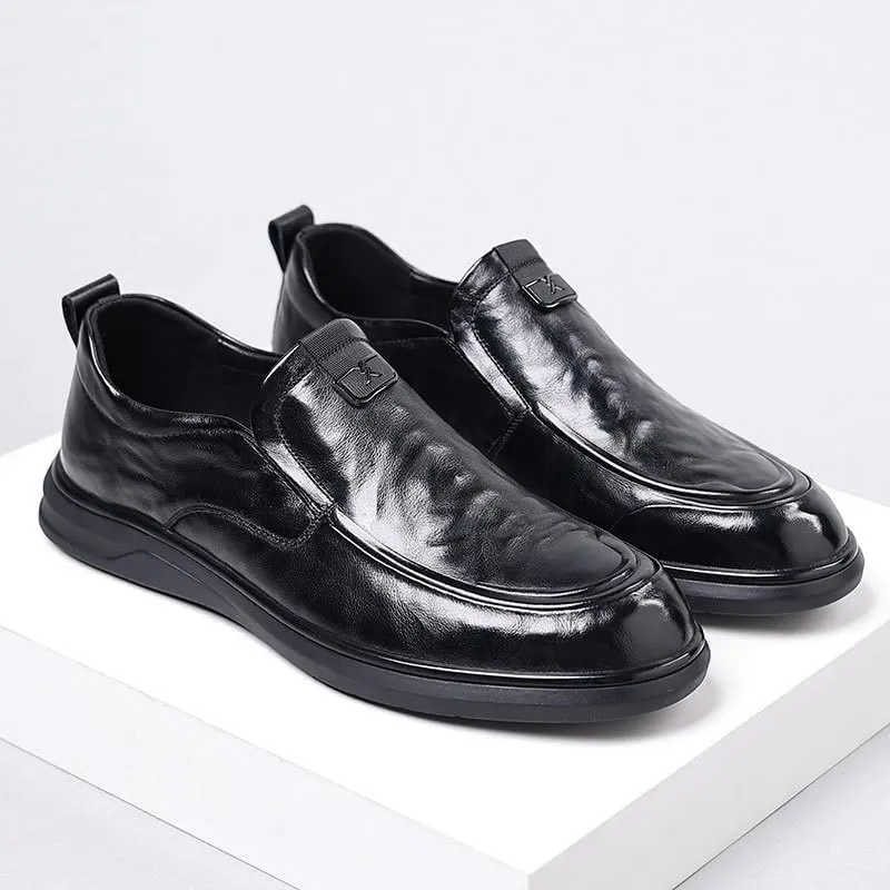 Sophisticated Men's Brogue Oxford Shoes with Perforated Accents and Durable Rubber Outsole