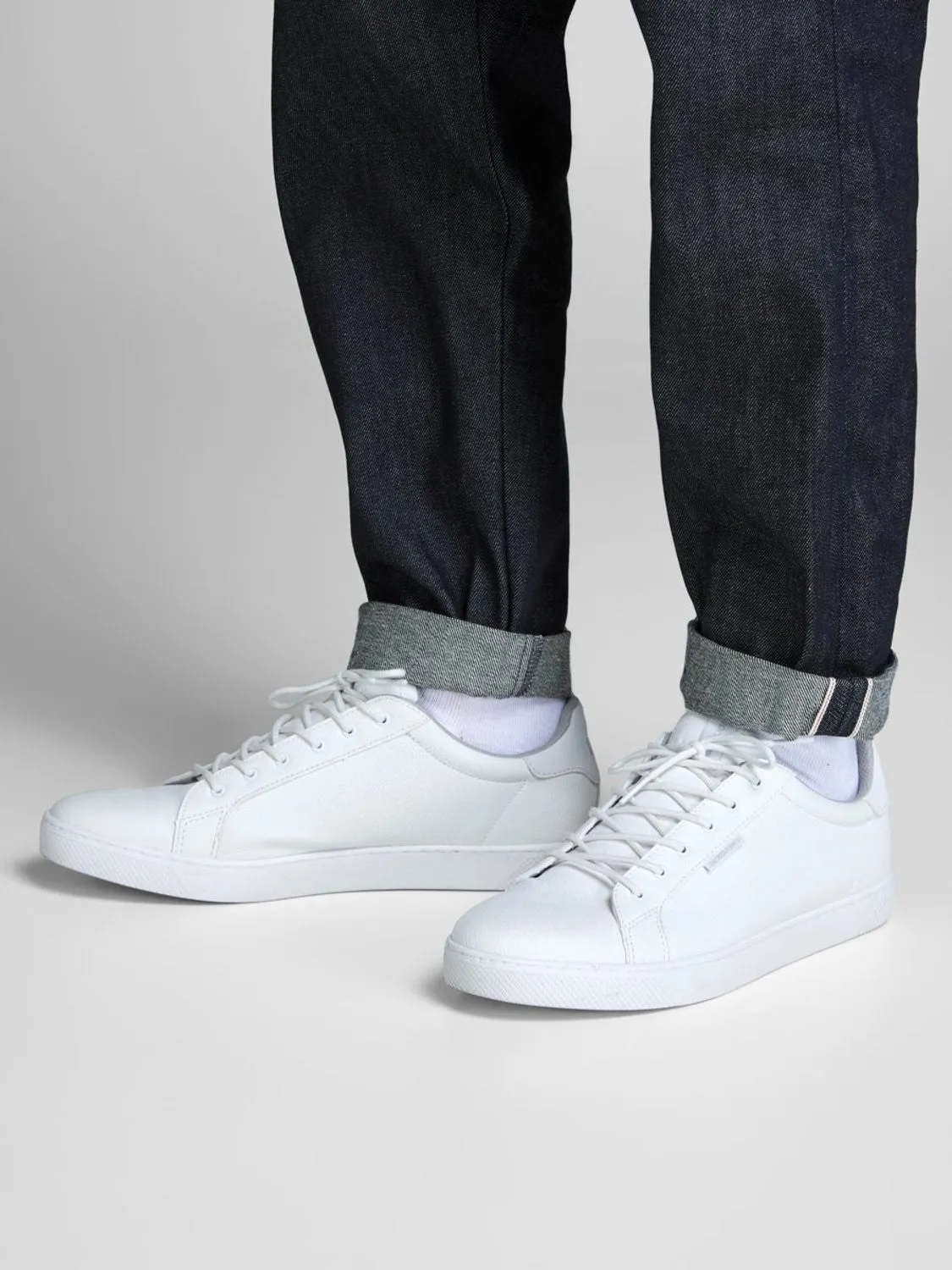Trent Trainer White