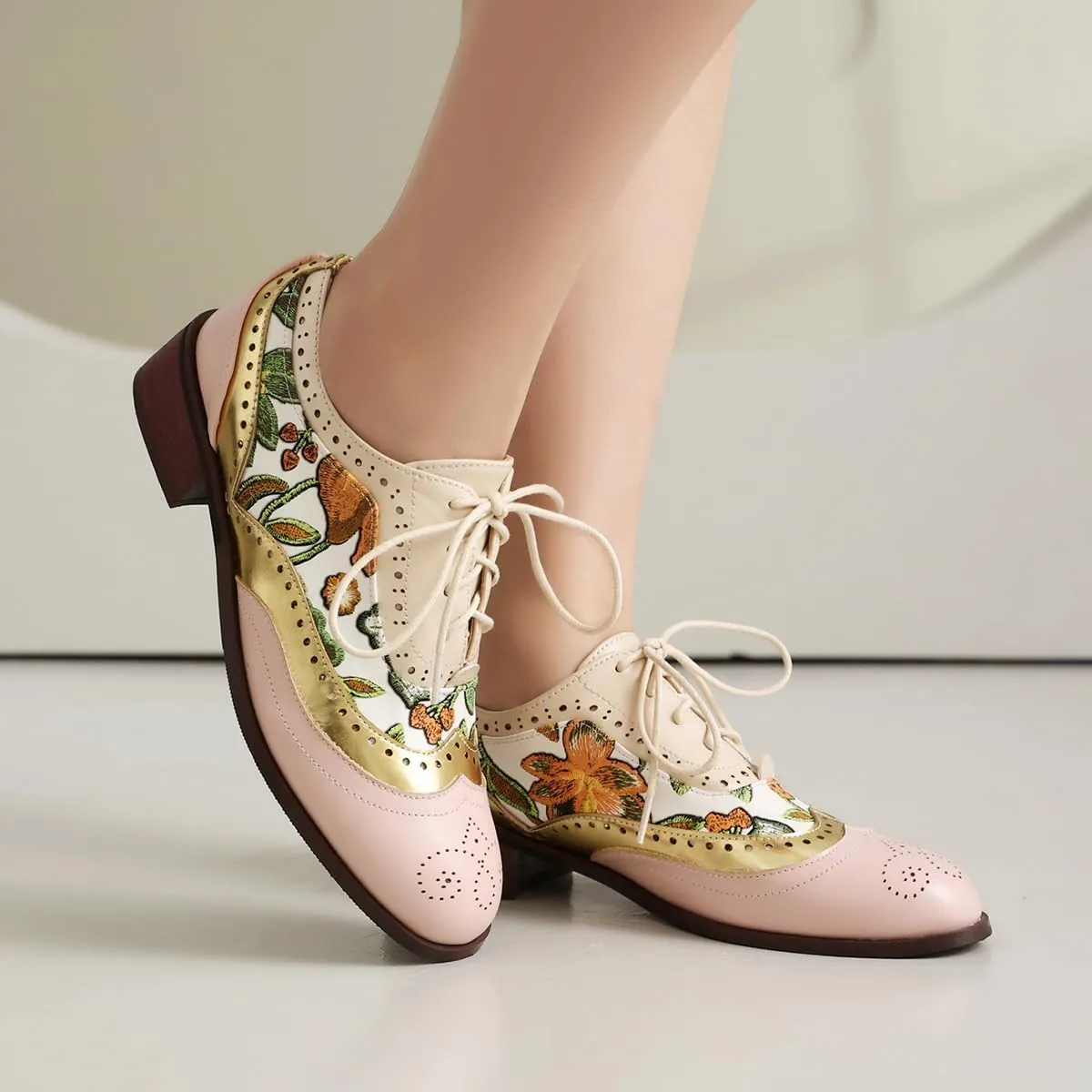 Women's Elegant Almond Toe Oxford Shoes with Floral Print Detailing Block Heel Lace-Up Casual​ Party Evening Dress Shoes for Women Ladies Girls