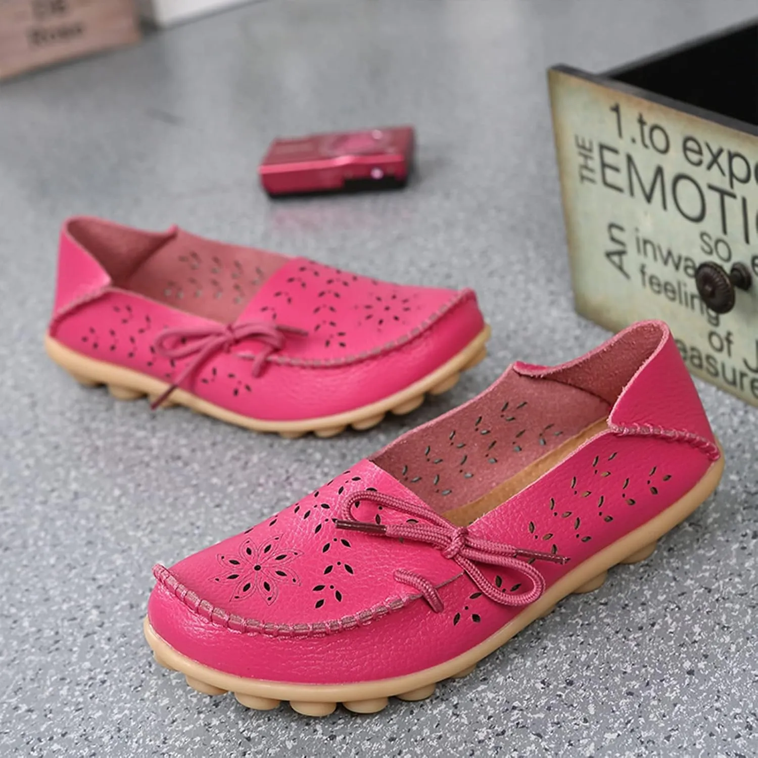 Women's Leather Hollow Breathable Slip On Loafers Comfortable Oxford Softsole Outdoor Walking Flats Shoes Driving Working Moccasins Shoes