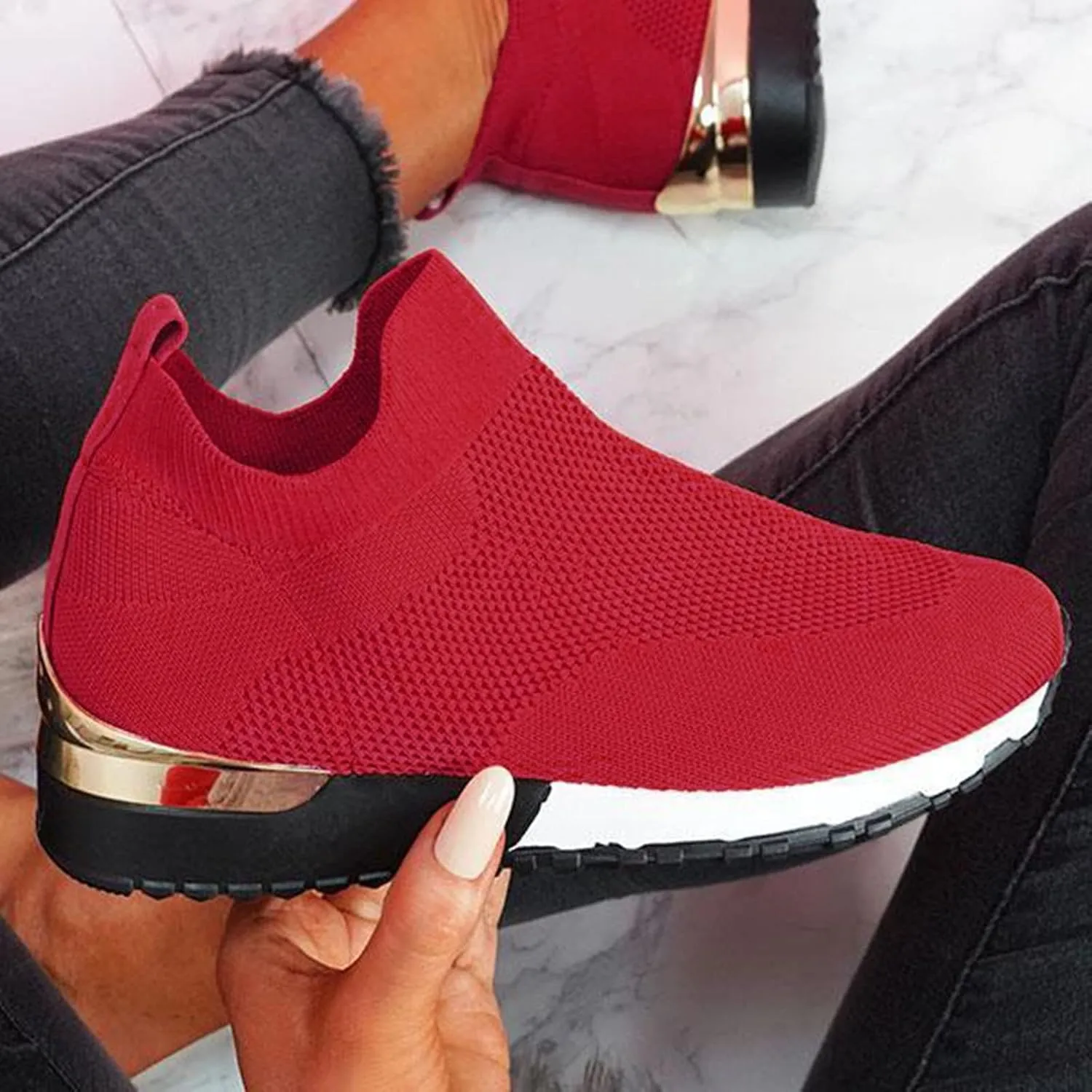 Women's Slip On Walking Shoes Running Comfortable Mens Casual Shoes Mesh Ladies Casual Shoes Black Platform Sneaker Slip On Tennis Shoe Cross Trainer Shoe