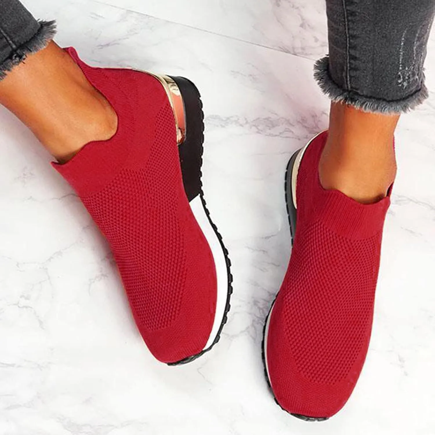 Women's Slip On Walking Shoes Running Comfortable Mens Casual Shoes Mesh Ladies Casual Shoes Black Platform Sneaker Slip On Tennis Shoe Cross Trainer Shoe