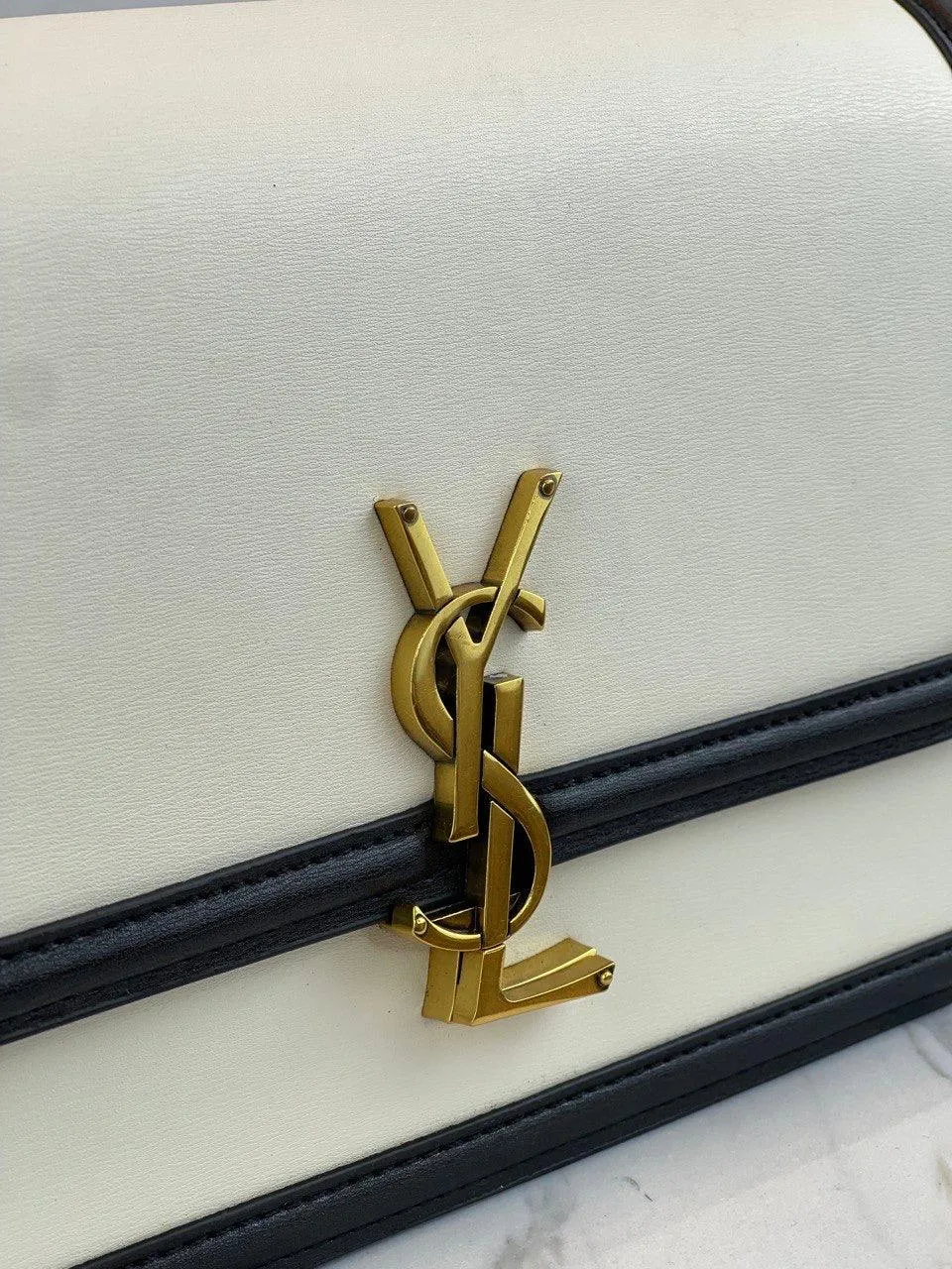 Yves Saint Laurent Solferino Medium Leather Bag